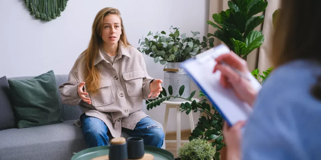 What Are the Early Signs of Mental Health Issues?